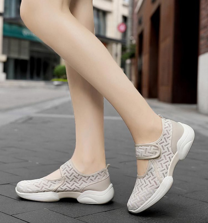 Large yard antiskid soft soles shoes for women