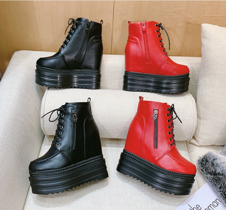 Black short boots heighten platform for women