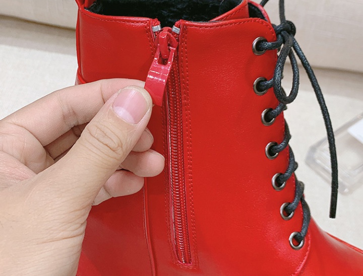 Black short boots heighten platform for women