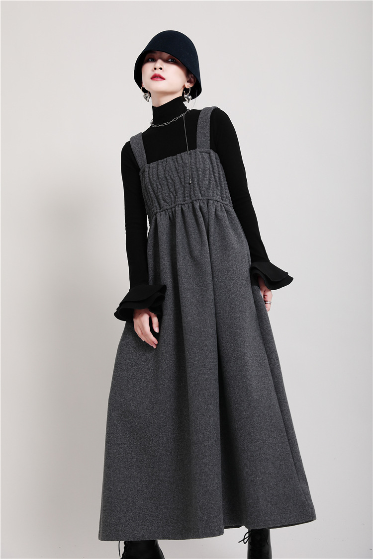 Loose fold dress large hem woolen strap dress for women