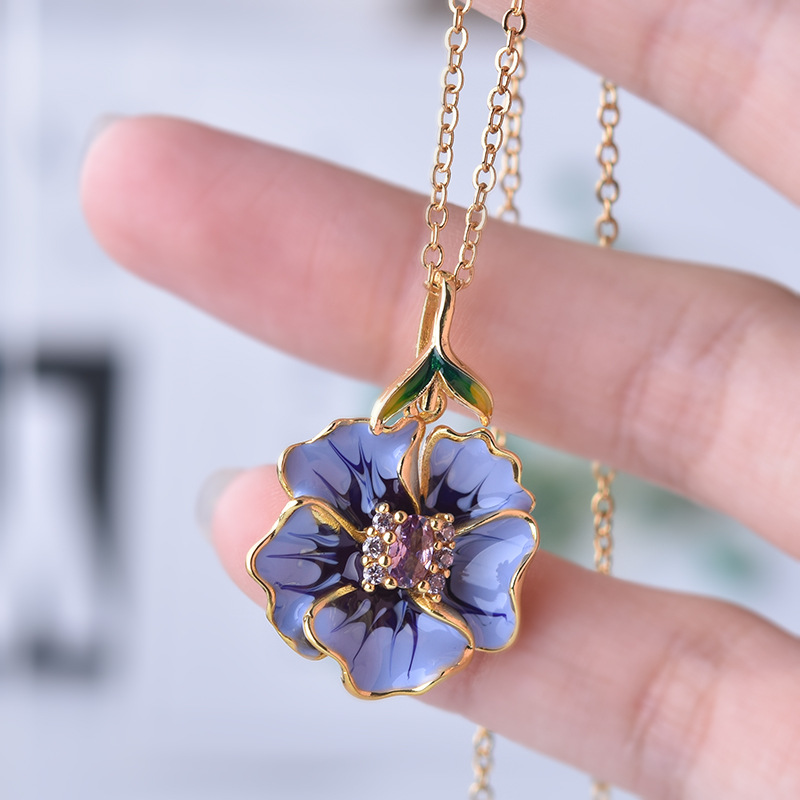 Flowers European style necklace