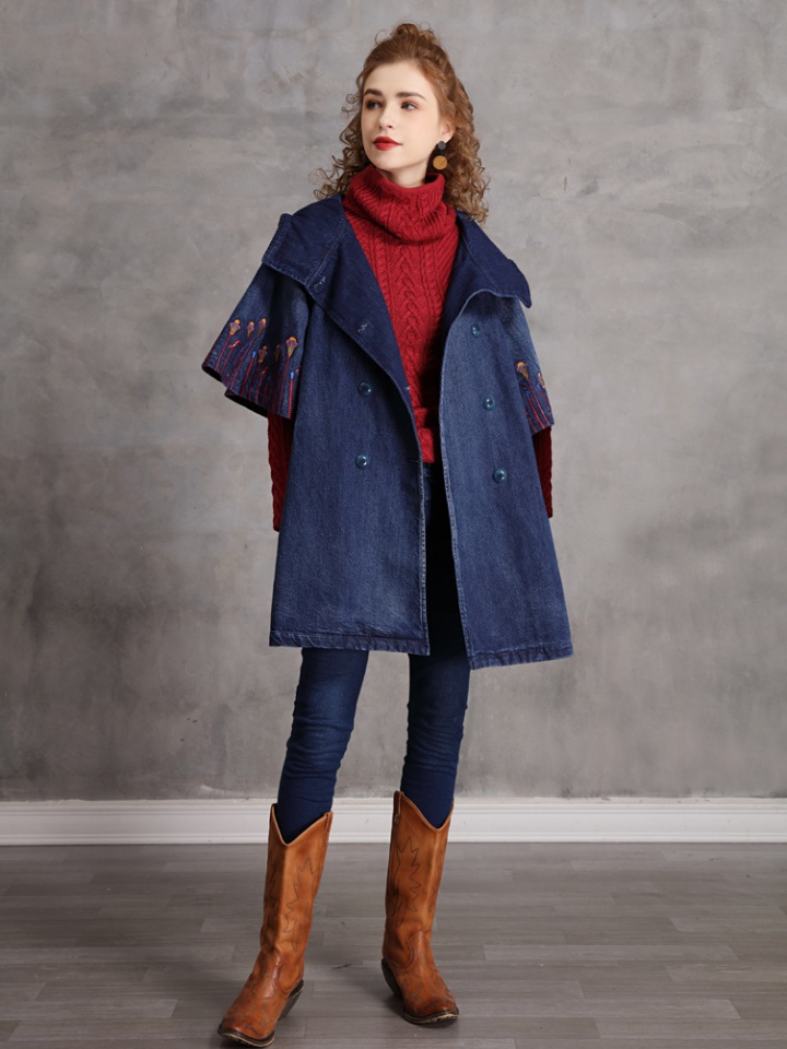 Embroidery double-breasted windbreaker hooded winter coat for women