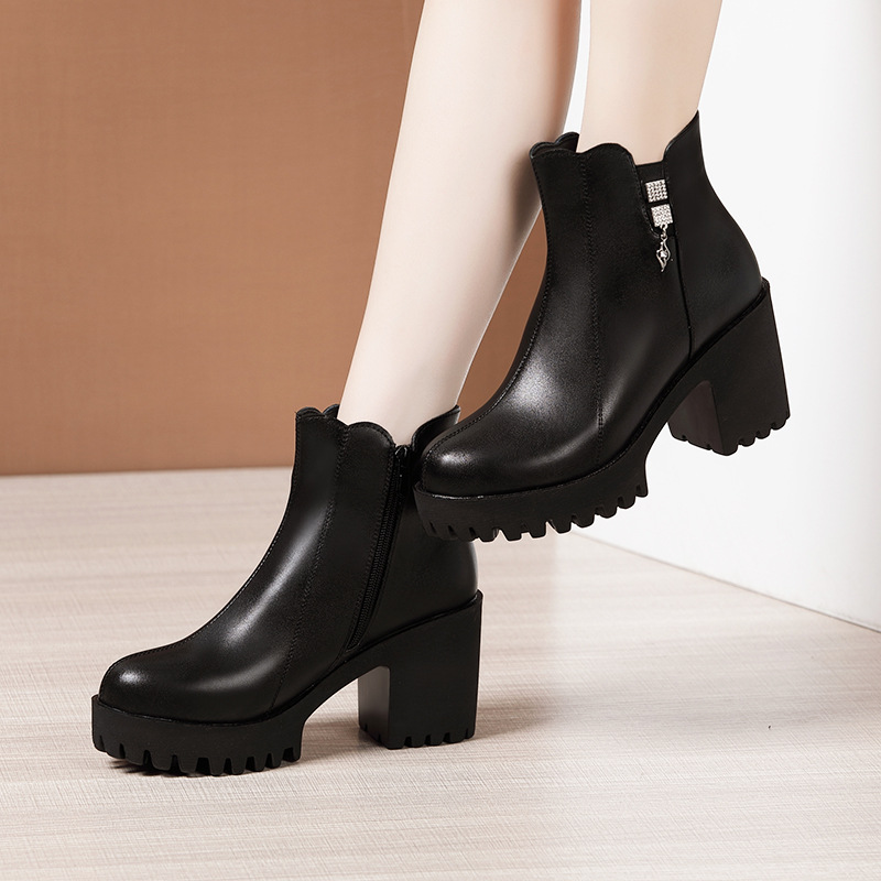 Thick plus velvet platform high-heeled short boots