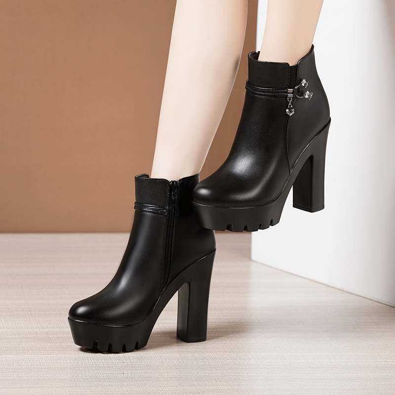 Large yard boots thick platform for women