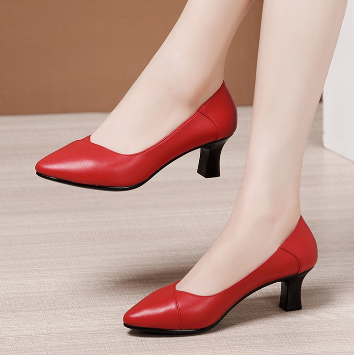 Middle-heel small wedding shoes autumn soft soles shoes