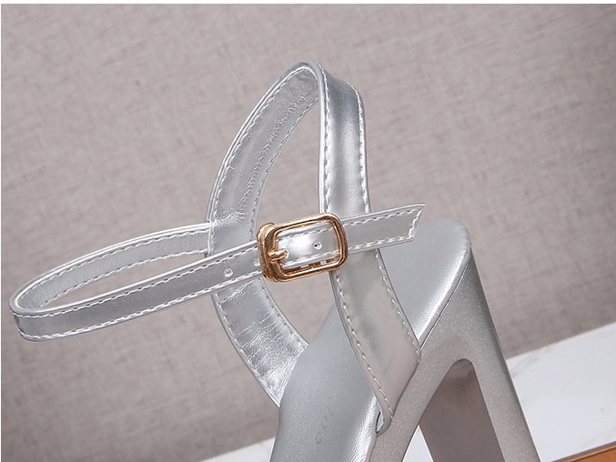 Sexy catwalk sandals high-heeled Korean style shoes