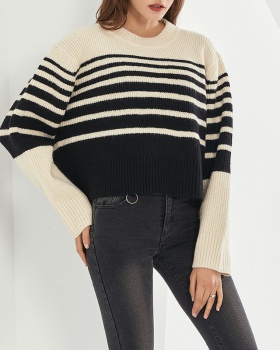 Splice stripe fashion mixed colors temperament sweater