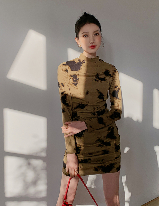 Printing package hip autumn and winter bottoming dress