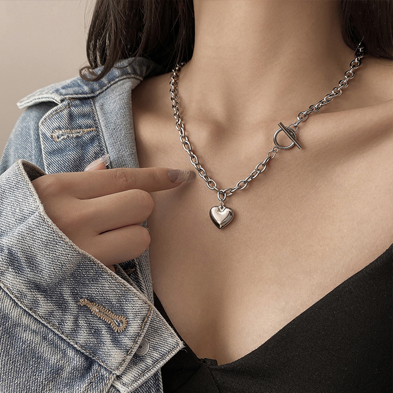 Heart necklace chain clavicle necklace