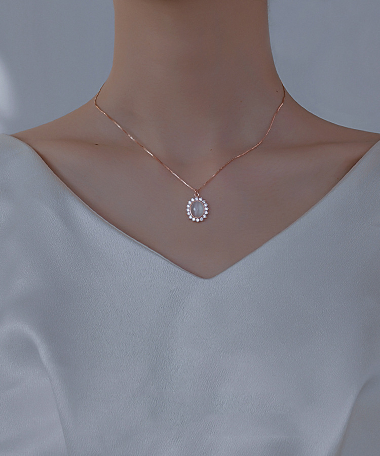 Rose light opal clavicle necklace plating retro necklace