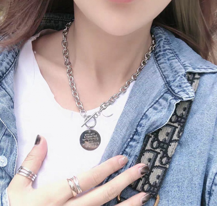 Titanium chain necklace Asian style round clavicle