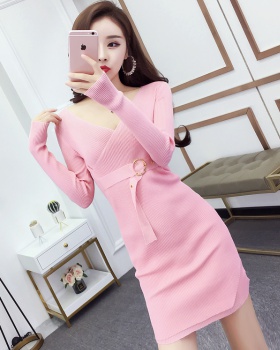 Autumn and winter knitted V-neck dress for women