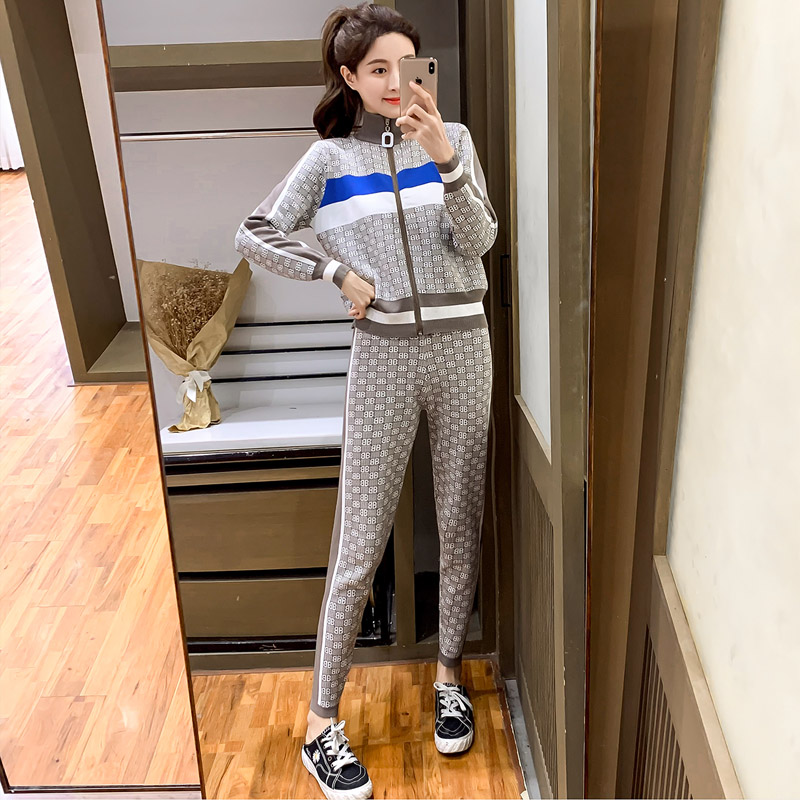 Fashion knitted long pants autumn and winter coat 2pcs set