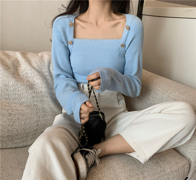 Retro slim sweater long sleeve buckle bottoming shirt