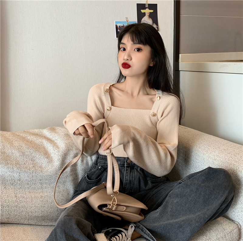 Retro slim sweater long sleeve buckle bottoming shirt