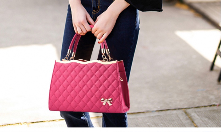 Spring quilted handbag embroidered messenger bag for women