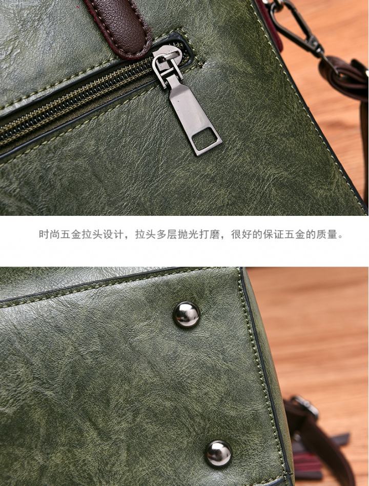 Shoulder messenger bag middle-aged handbag for women