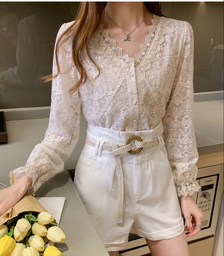 Korean style shirt hook flower bottoming shirt