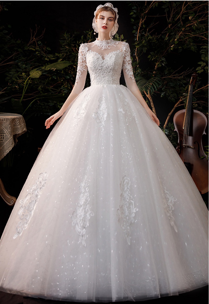 Dream winter Chinese style beautiful wedding dress