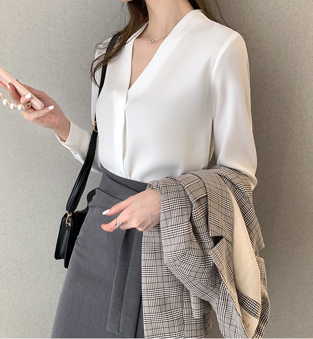 Spring Korean style tops temperament V-neck shirt for women