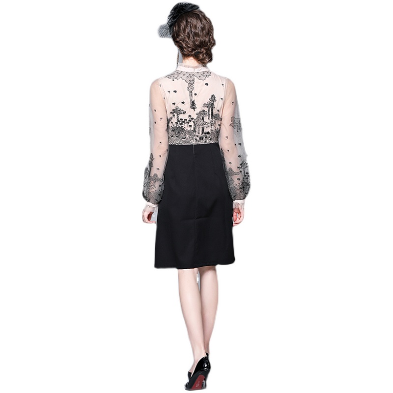 Pinched waist splice embroidered cstand collar spring dress