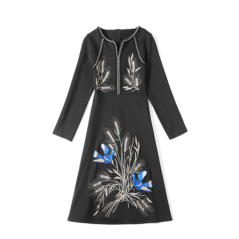 Embroidered fashion spring dress
