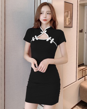 Pinched waist sexy hollow V-neck short sleeve buckle dress