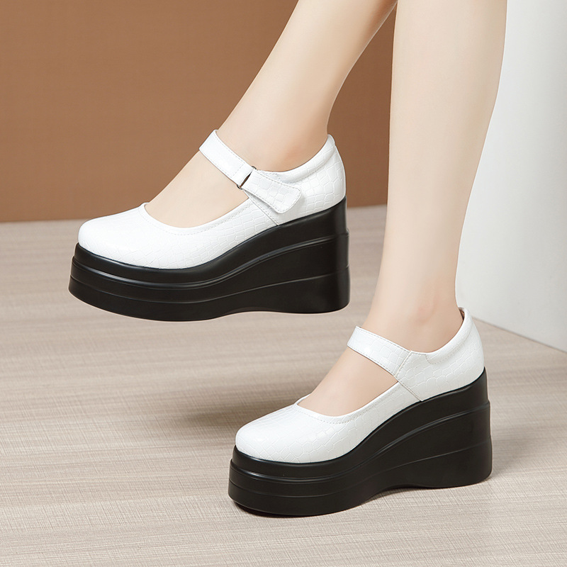 Slipsole shoes thick crust footware for women