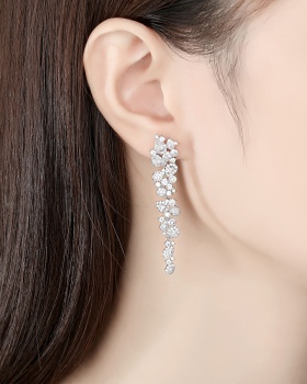 Personality temperament earrings fashion stud earrings