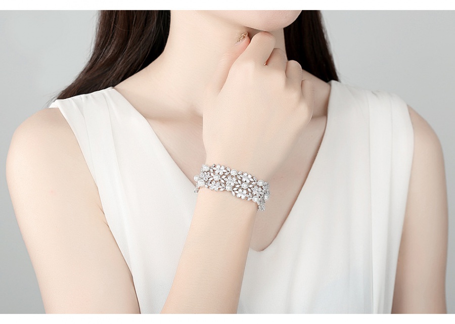 Fashion temperament personality bracelets for women