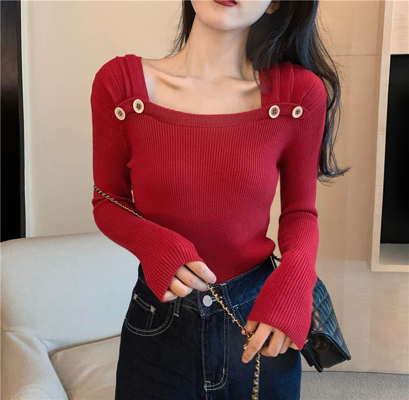 Pullover slim sweater retro buckle bottoming shirt