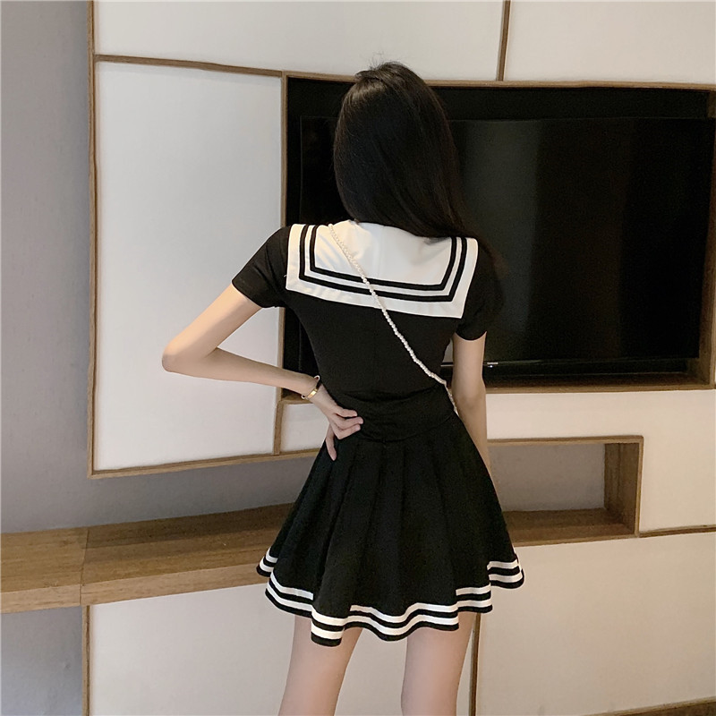 Autumn pleated bottoming slim sexy dress