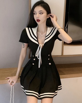 Autumn pleated bottoming slim sexy dress