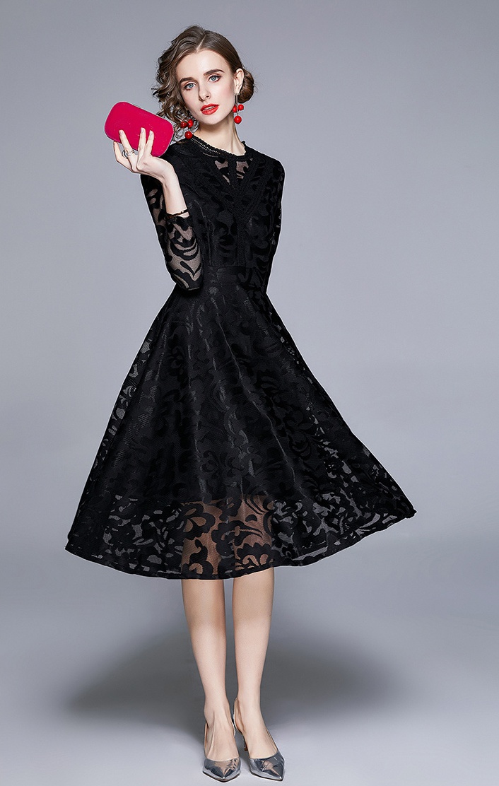 Embroidered gauze lace dress