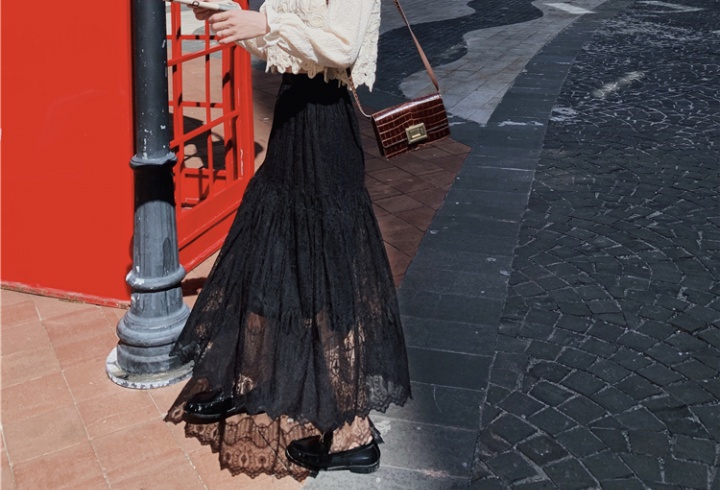 Long embroidery splice hollow lace spring skirt