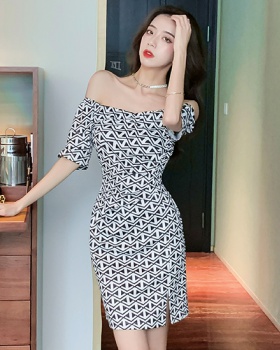 Strapless spring and summer dress for women