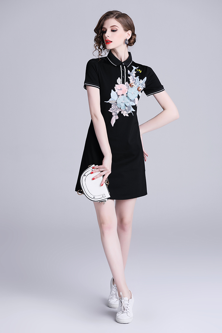 Catwalk colors package hip short sleeve embroidery dress