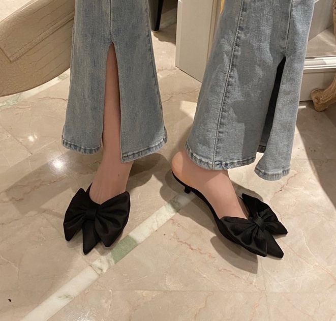 Fashion pointed middle-heel slippers for women