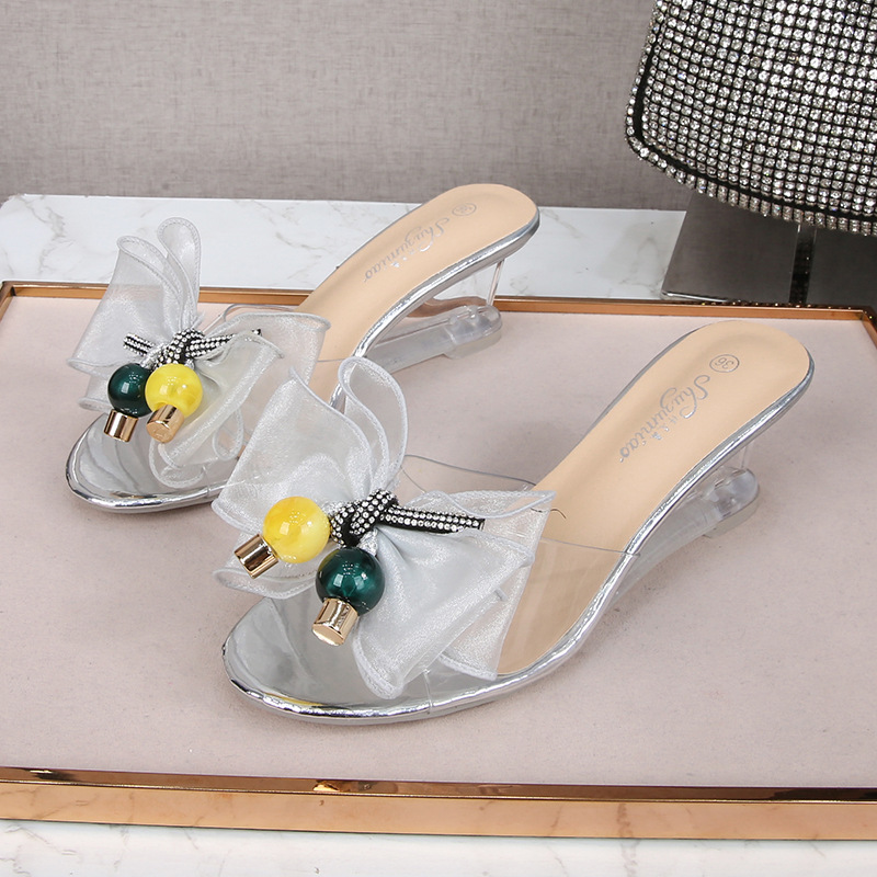 Transparent Korean style slipsole summer simple slippers for women