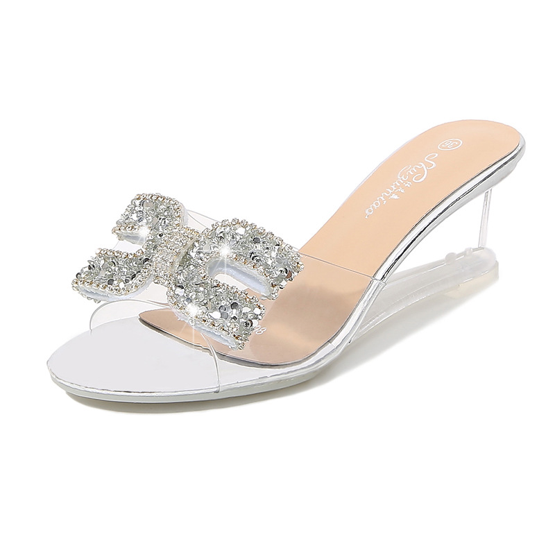 Korean style summer transparent slippers for women