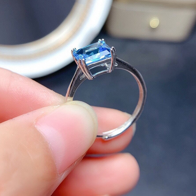 Square opening accessories simulation ring for women