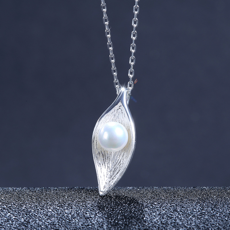 Simple sweet silvering leaves pendant necklace for women