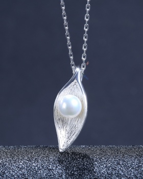 Simple sweet silvering leaves pendant necklace for women