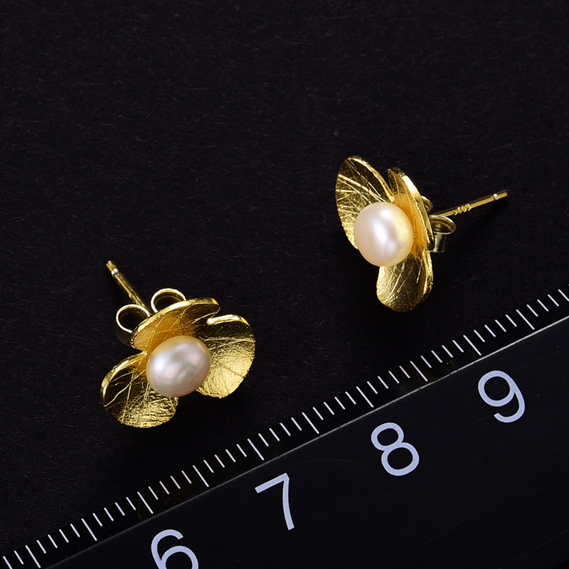 Pearl natural stud earrings flowers earrings for women