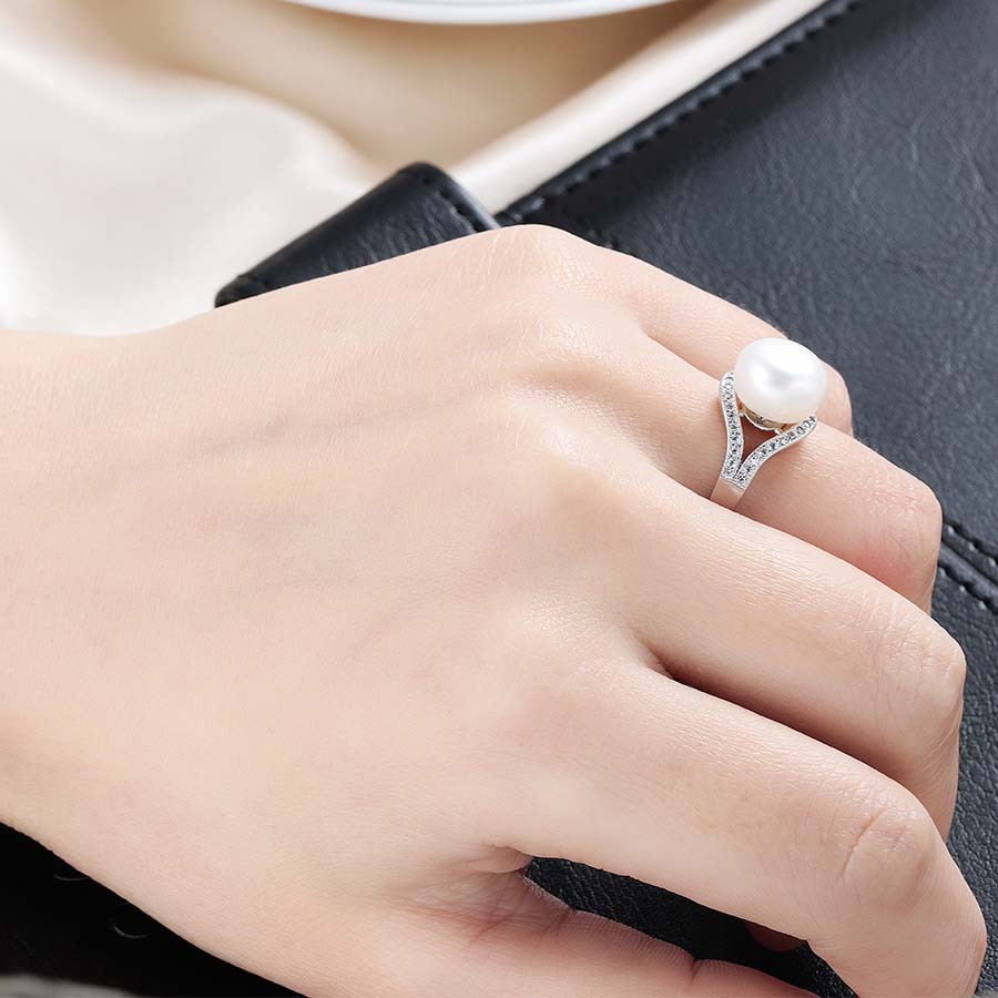 Adjustable temperament opening ring for women