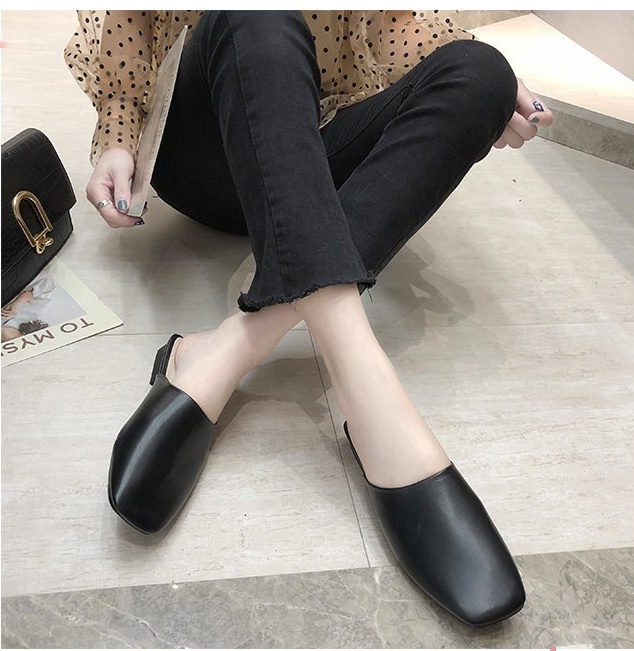 Half fashion Korean style flat slippers for women
