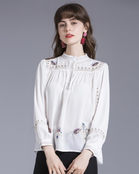 Light loose cstand collar embroidery shirt for women