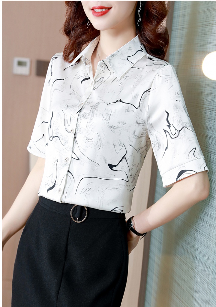 Short sleeve silk temperament lapel shirt for women