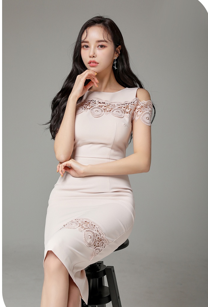 Round neck splice hanging sleeves strapless slim lace dress