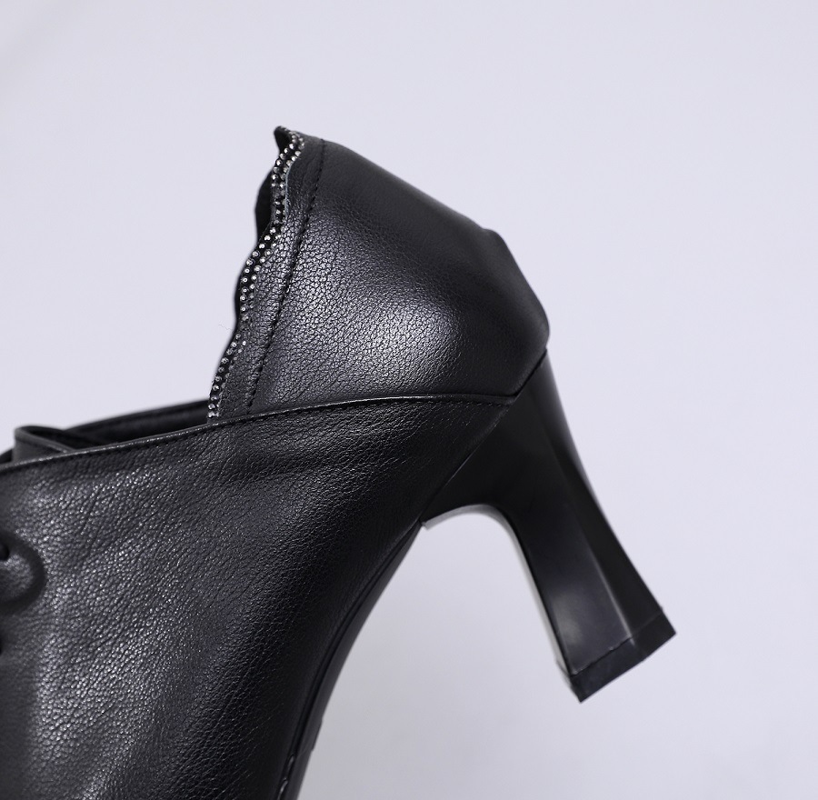 Pointed fashion first layer cowhide shoes for women